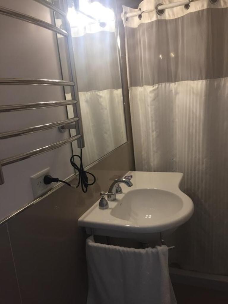 Monta�eses Apartments