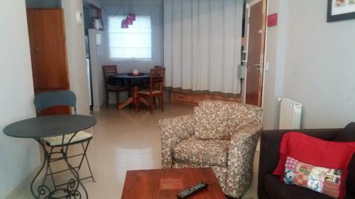 Apartamento Departamento "b" En Edificio Huarpes Gesell