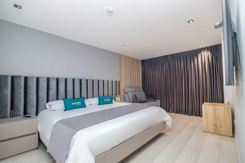 Hotel Ayenda Plaza Doce