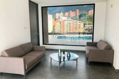 Apartamento Hotel Class Suites ? Poblado, Pool Balcony View 2 Bed Rooms AC Netflix