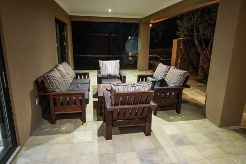 Hotel Golden Impalas Bush Resort