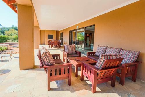 Hotel Golden Impalas Bush Resort