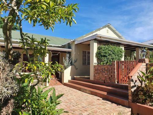 Hostal Oak Lodge Guest House