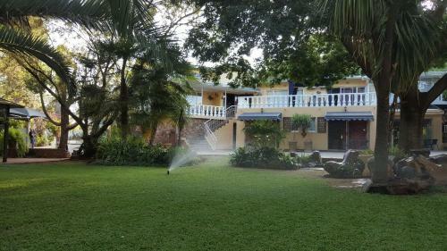 Hostal Gemstone Guest House
