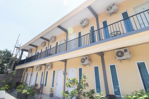Hostal Reddoorz Syariah At Winong Nganjuk