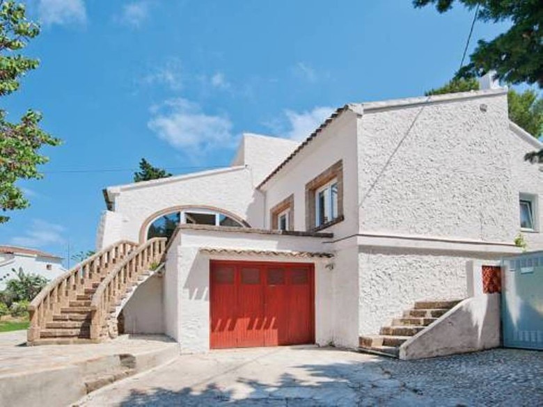 Villa Adelfas