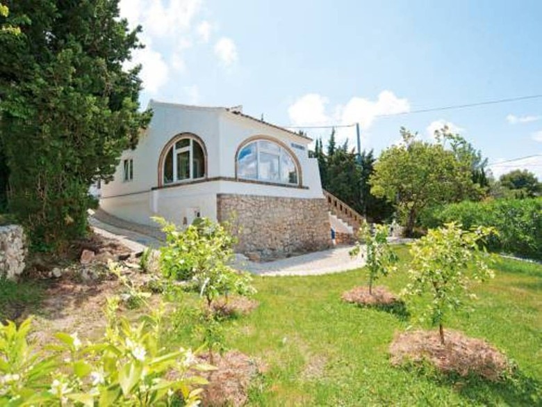 Villa Adelfas