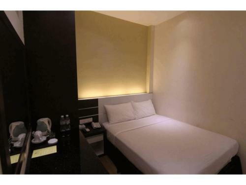 The V Hotel
