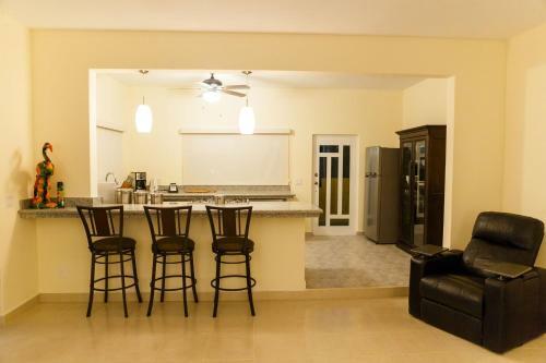 R&r Top Level 1 Br By Casago