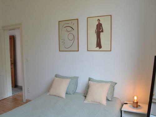 Charming Holiday Home In Oosteeklo With Garden