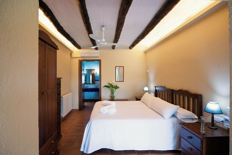 Hotel La Parada Del Compte