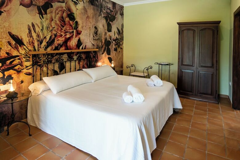 Hotel La Parada Del Compte