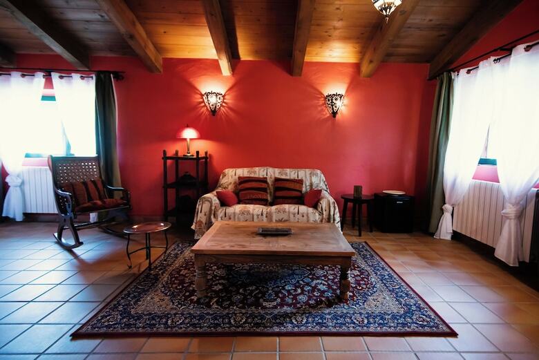 Hotel La Parada Del Compte