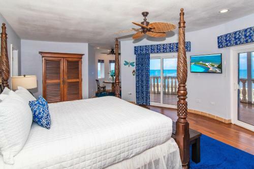 Cayman Castle By Grand Cayman Villas
