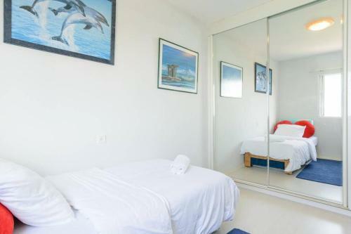 Luxury 4 Bedroom Sea View Apartment Netanya