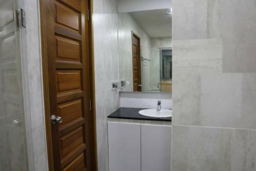 Apartamento Big Vacation House Close To White Sandy Beach