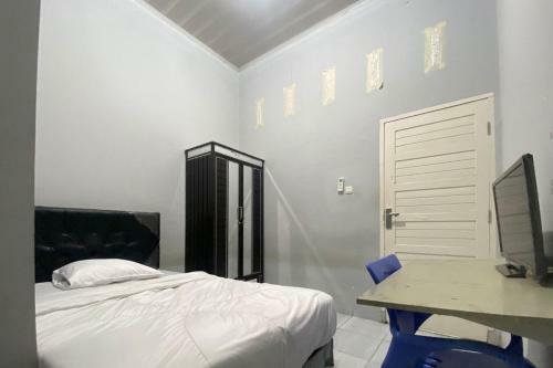 Hotel Amira Guest House Syariah Redpartner