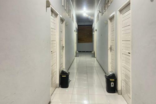 Hotel Amira Guest House Syariah Redpartner