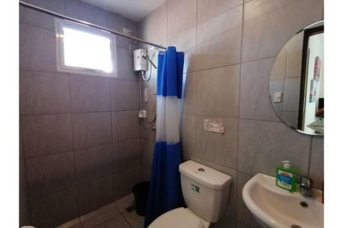 Hotel Oyo 867 Roncales Travellers Inn