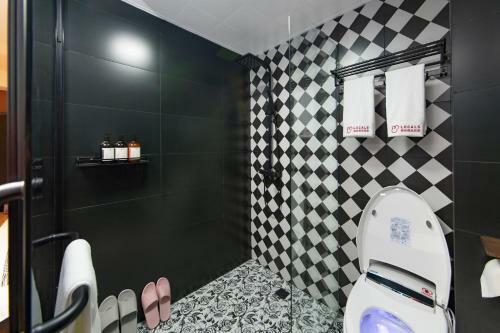 Locals Apartment Place 39