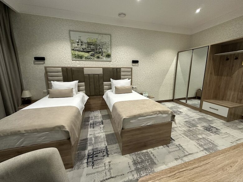 Green Park Hotel