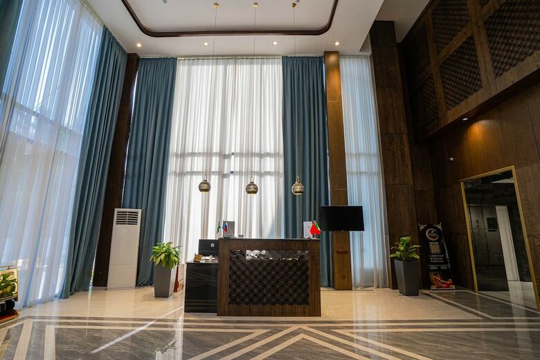 Green Park Hotel