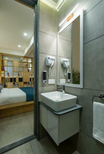 Hotel Iris Suites