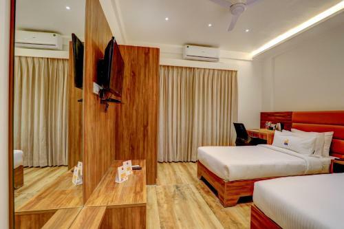 Hotel Myspace Triton Suites