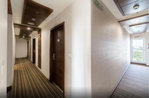 Jagadish Brigade Hotel