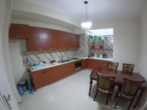 Dian?s Apartment