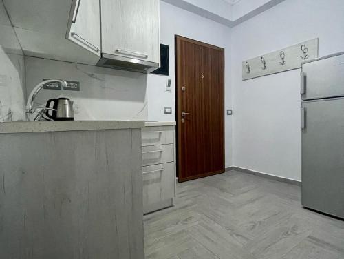 Nando's Apartment 3
