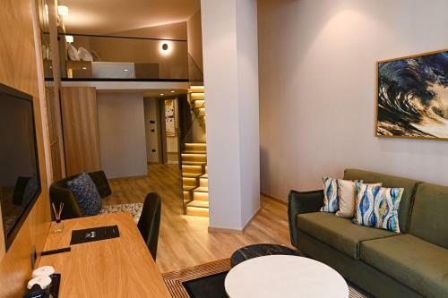 White Hill Hotel