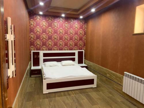 Hotel ????????