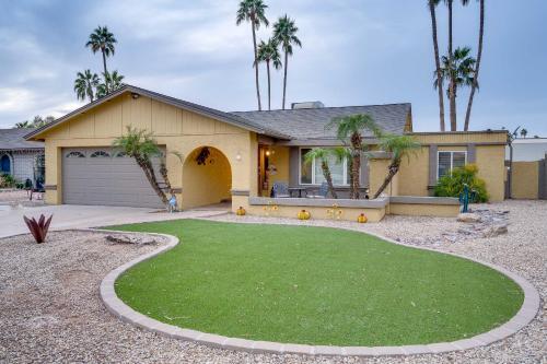 Mesa Retreat With Private Pool And Beach Backyard