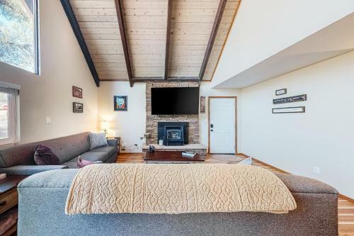 The Cedar Wood Chalet