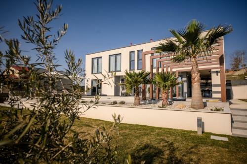 Beautiful Villa Carlotta