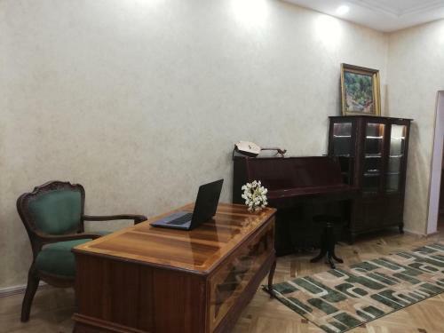 Albergue Tsera House