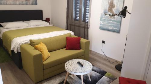 Apartment House 112