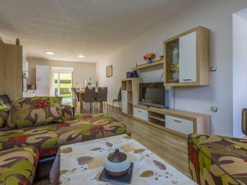 Holiday Home Beba Edo