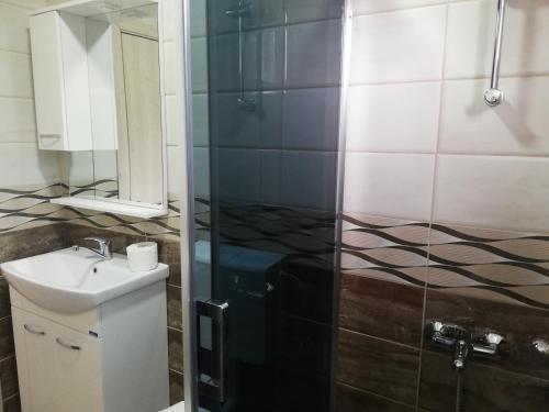 Apartment 3