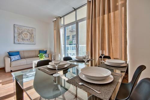 Direct Seaviews Tigne Sliema Apartment