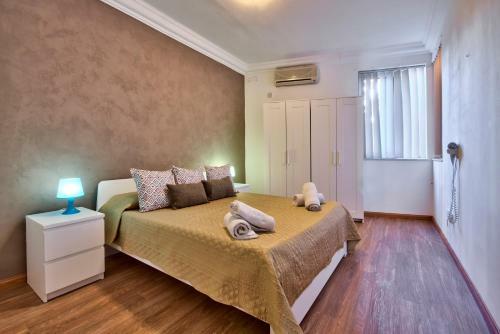 Direct Seaviews Tigne Sliema Apartment