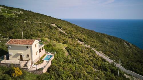 Villa Summer House & Swimming Pool