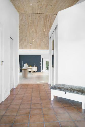 Luxury Three-bedroom Modern Family Home In B�stad