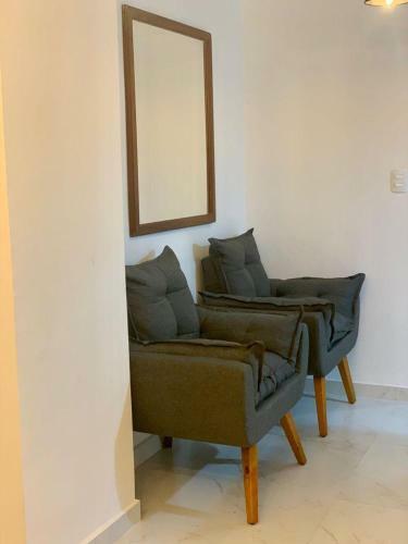 Apartamento Flat Com Varanda Com Vista Para O Lago No Cavalinho Branco