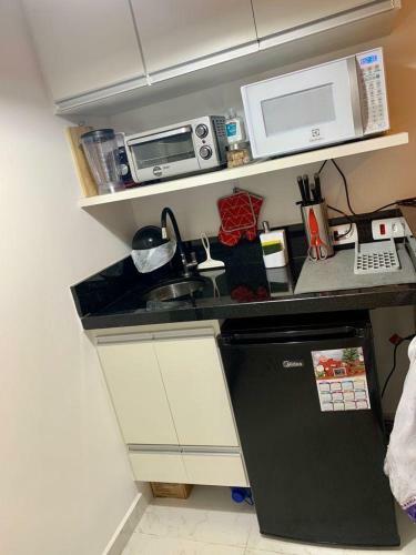 Apartamento Flat Com Varanda Com Vista Para O Lago No Cavalinho Branco