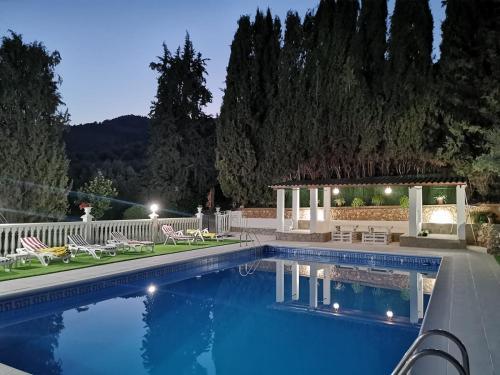 Casa Rural Ruiz Hernando
