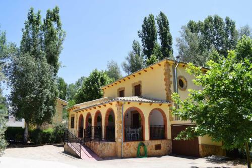 Casa Rural Ruiz Hernando