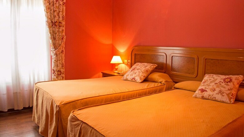 Hotel Calzada Romana