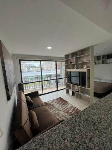 Rent Apartments & Cars North Cali